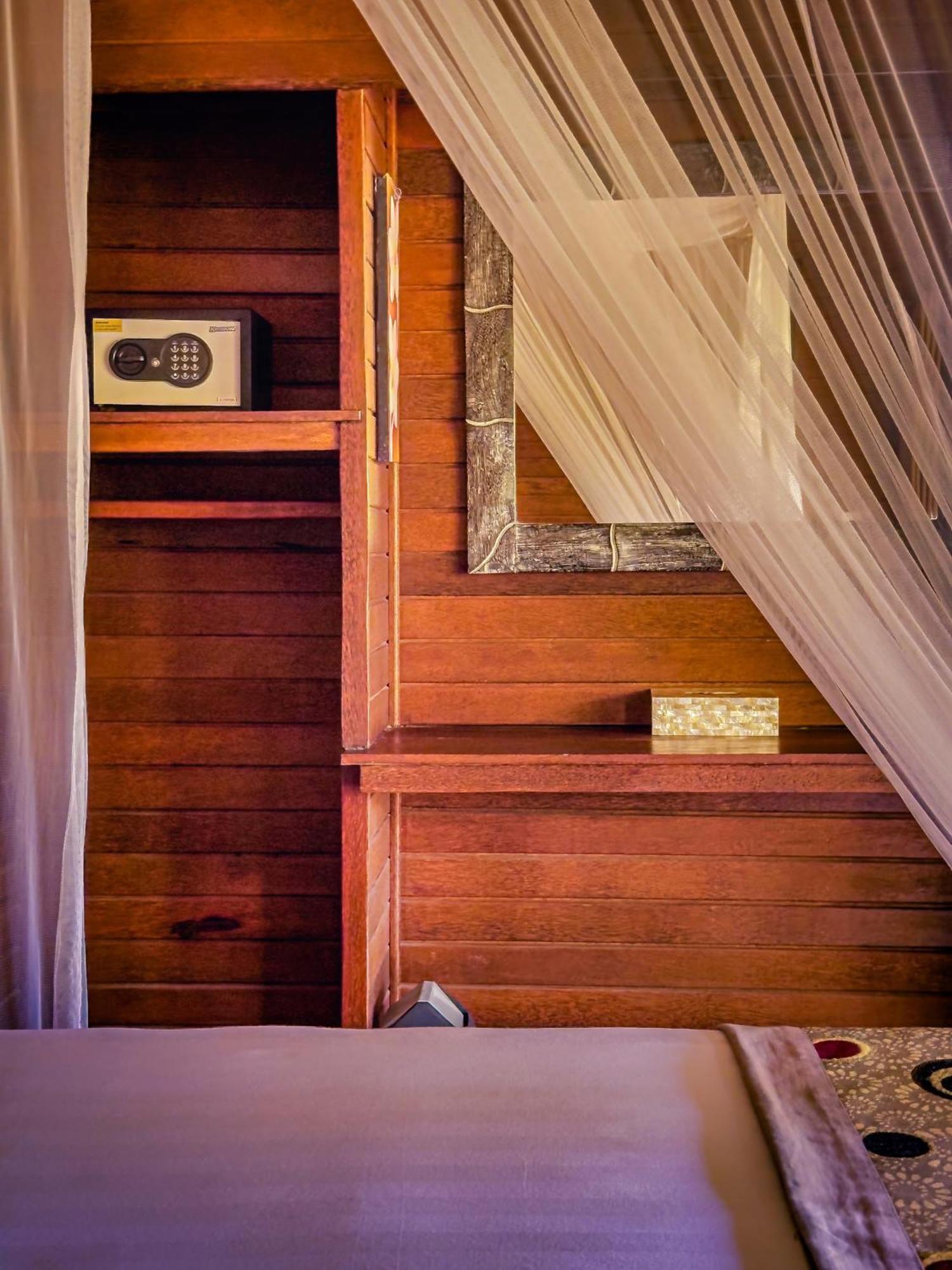 Island Garden Huts Lembongan Panzió Kültér fotó